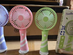 PORTABLE HAND FAN HW2