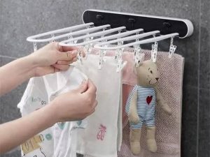 FOLDABLE CLOTH HANGER