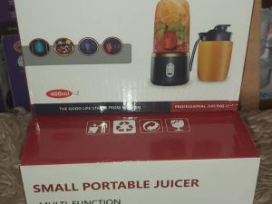 PORTABLE RECHARGEABLE JUICER WITH DOUBLE CUP 400ML