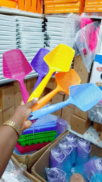SCOOP SPOON STRAINER HALF