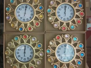SINGLE WALL CLOCK