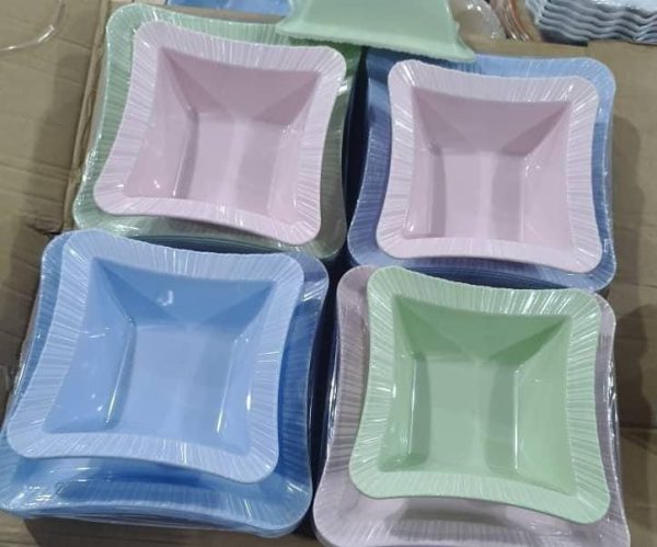 UNBREAKABLE STYLISH SQUARE PLATE FLAT HALF DOZEN