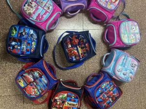 GIRL AND BOY CHARACTER LUNCH BAG