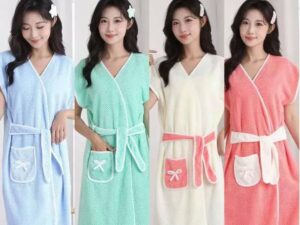 THICK WEARABLE TOWEL