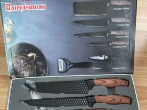 SET OF CHEF KNIVES