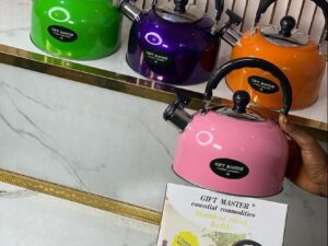 3L COLORED WHISTLING KETTLE GIFT MASTER