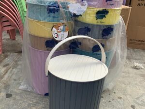STYLISH BIG BUCKET WITH COVER