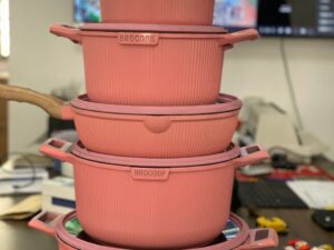 D06 PINKY GRANITE POT BROCOOK