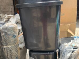 DUSTBIN WITH COVER