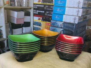 SQUARE SHAPE COLORED FLAT PLATE